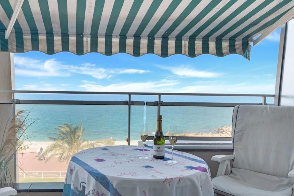 La Prom - A Two Bedroom Apartment With A Sea View Nice Luaran gambar