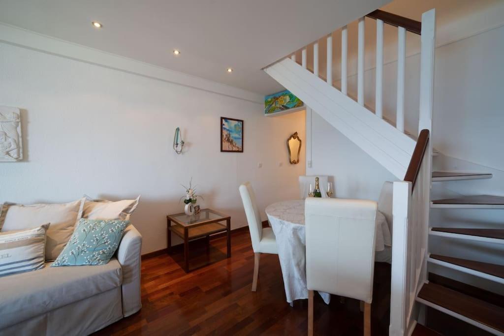 La Prom - A Two Bedroom Apartment With A Sea View Nice Luaran gambar
